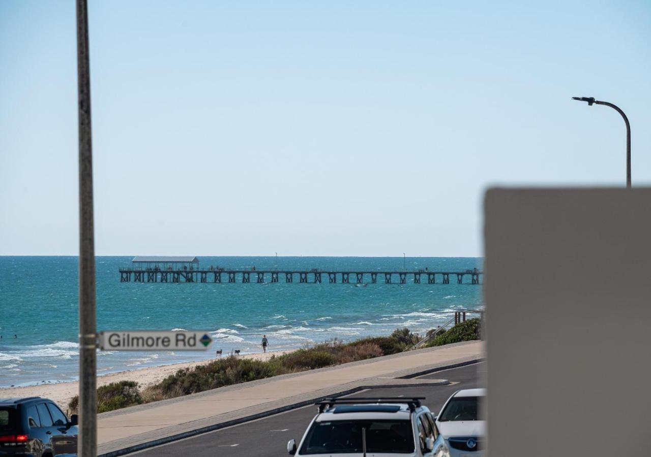 Henley Beachfront Luxury With Private Pool, And Sauna! Holiday home Henley Beach South