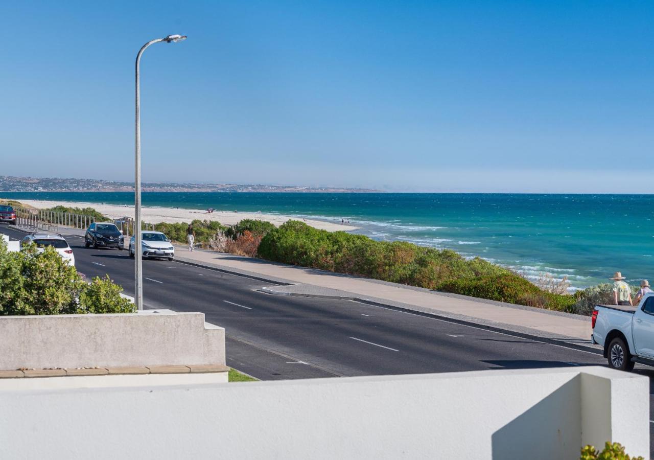Henley Beachfront Luxury With Private Pool, And Sauna! *