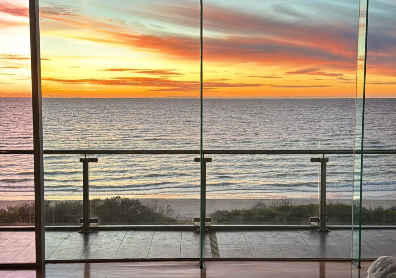 Holiday home Henley Beachfront Luxury With Private Pool, And Sauna! Henley Beach South