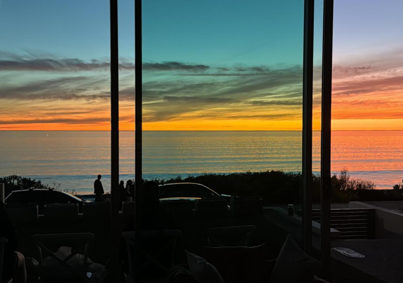 Holiday home Henley Beachfront Luxury With Private Pool, And Sauna!